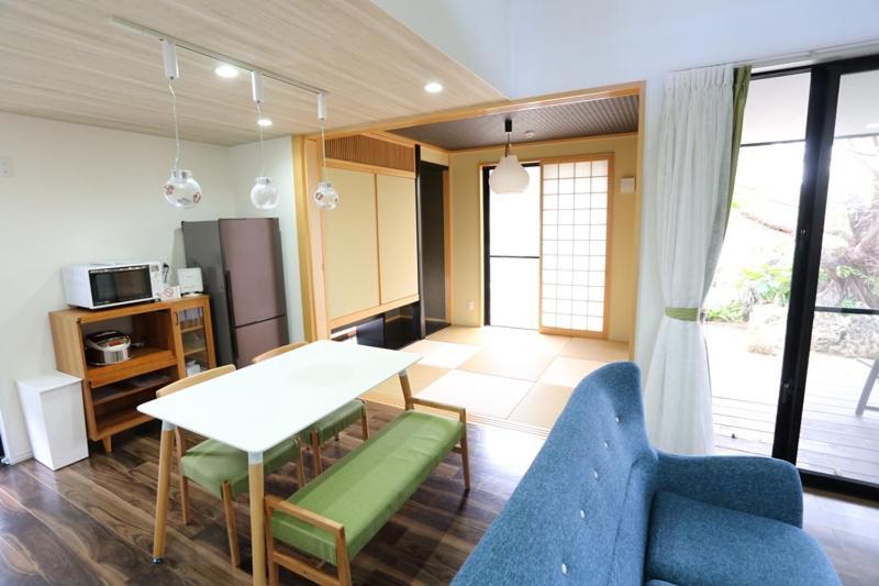 Tabinoteitaku Karstvilla 本部 外观 照片