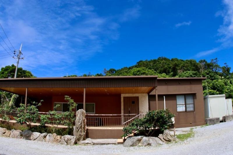 Tabinoteitaku Karstvilla 本部 外观 照片