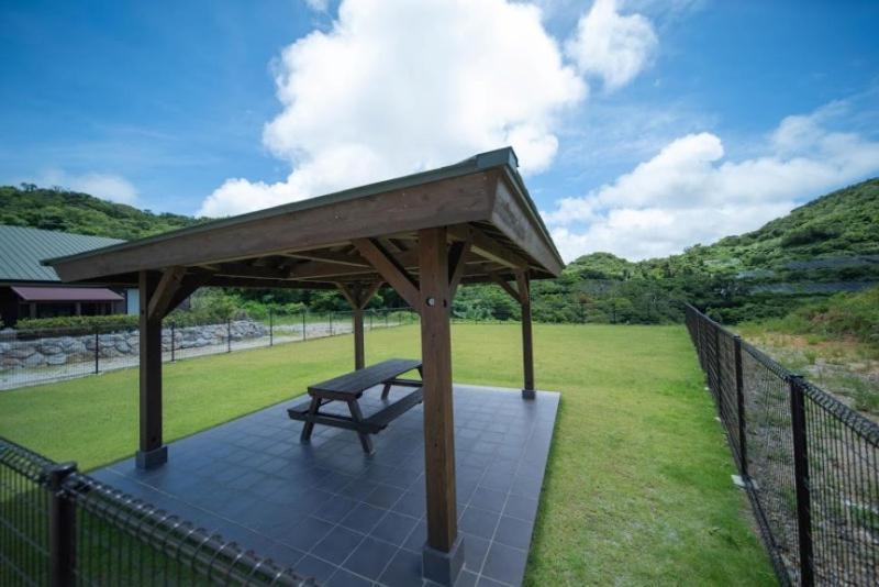 Tabinoteitaku Karstvilla 本部 外观 照片